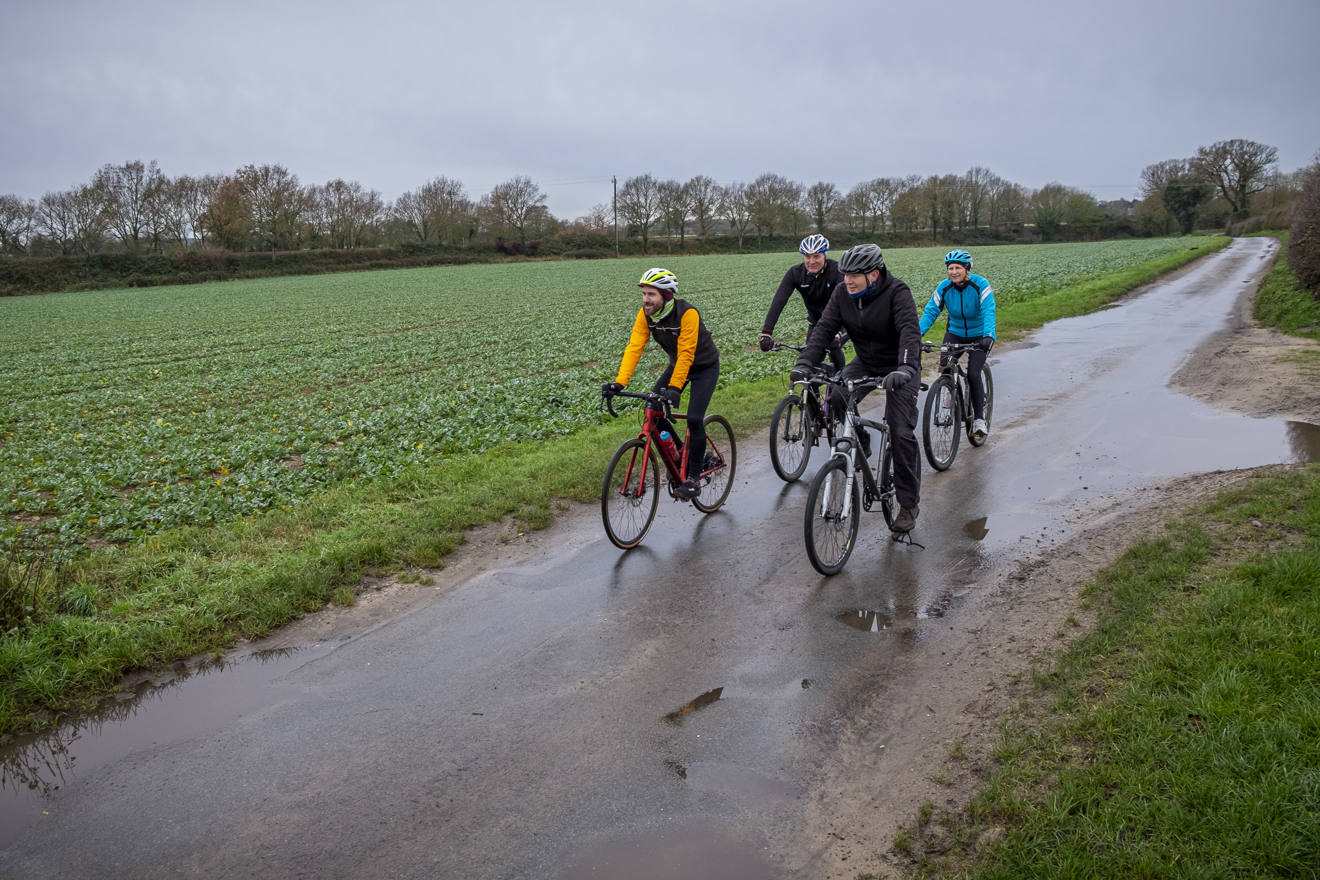 Road cycling clearance uk